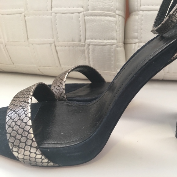 Pour La Victoire-Sandals/Heels - Picture 4 of 6